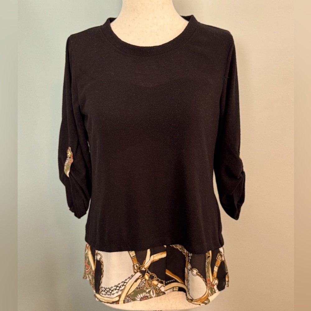 Dress Barn ladies petite small 3/4 sleeve top.